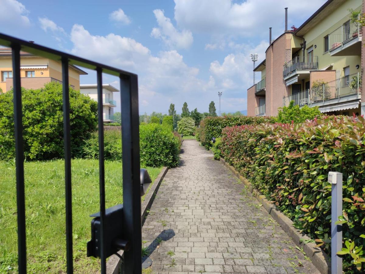 Appartamento Magnolia - Immobili E Soluzioni Rent Бергамо Экстерьер фото